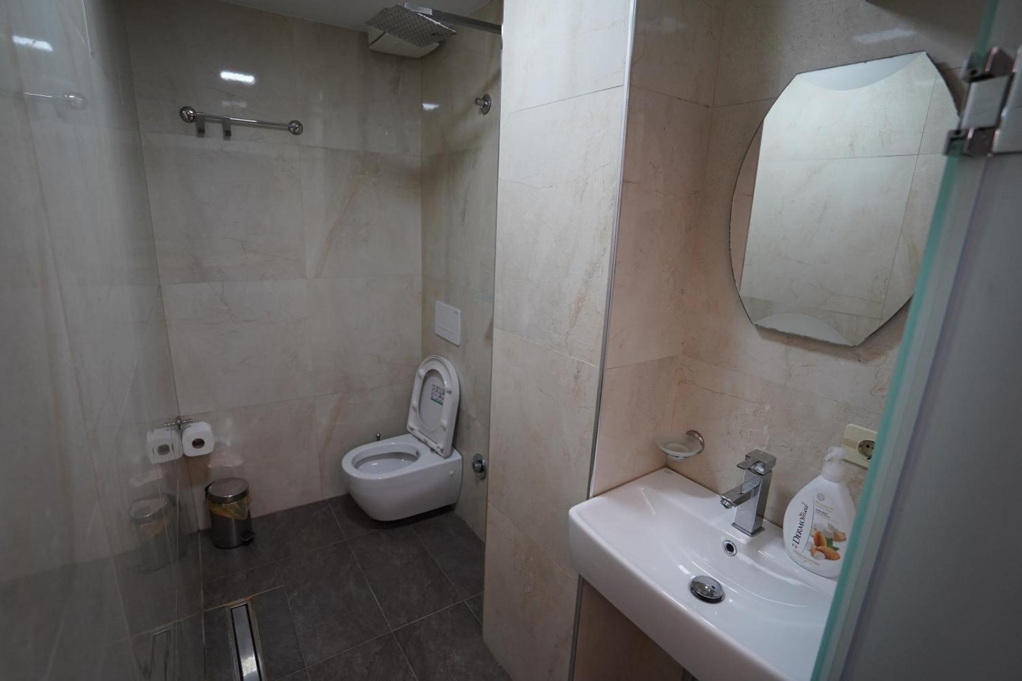 Driti Central Hotel Τίρανα Εξωτερικό φωτογραφία